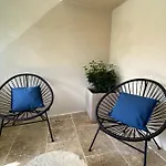 La Maison Des Vendangeurs: Jacuzzi & Seasonal Pool Retreat Martignargues