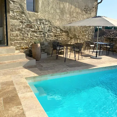 La Maison Des Vendangeurs - Table D'hotes Le Soir Du Jeudi Au Dimanche- Jacuzzi - Balneo - Acces Piscine Pour Toutes Les Sauf Coquet- Piscine De Mai A Mi-octobre 4* Martignargues