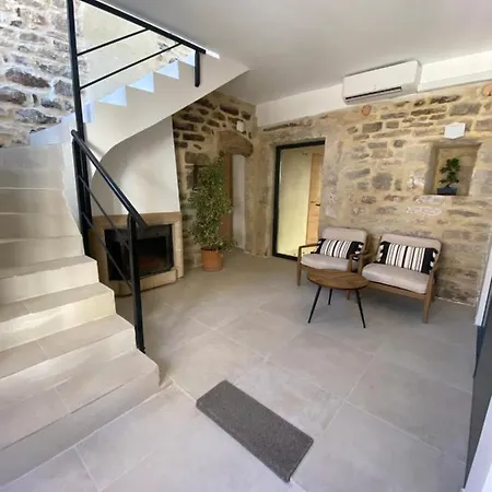Bed & Breakfast La Maison Des Vendangeurs - Table D'hotes Le Soir Du Jeudi Au Dimanche- Jacuzzi - Balneo - Acces Piscine Pour Toutes Les Sauf Coquet- Piscine De Mai A Mi-octobre