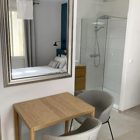 فندق مبيت وإفطار La Maison Des Vendangeurs - Table D'hotes Le Soir Du Jeudi Au Dimanche- Jacuzzi - Balneo - Acces Piscine Pour Toutes Les Sauf Coquet- Piscine De Mai A Mi-octobre