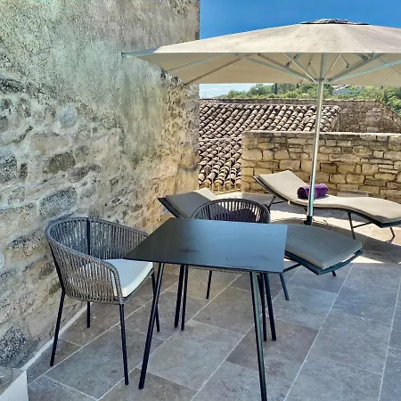 La Maison Des Vendangeurs: Jacuzzi & Seasonal Pool Retreat * Martignargues