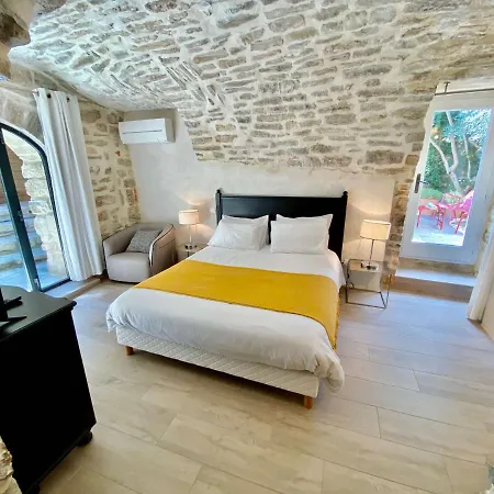 La Maison Des Vendangeurs: Jacuzzi & Seasonal Pool Retreat * Martignargues