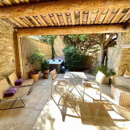 Bed & Breakfast La Maison Des Vendangeurs - Table D'hotes Le Soir Du Jeudi Au Dimanche- Jacuzzi - Balneo - Acces Piscine Pour Toutes Les Sauf Coquet- Piscine De Mai A Mi-octobre