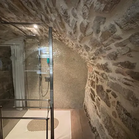 La Maison Des Vendangeurs: Jacuzzi & Seasonal Pool Retreat * Martignargues