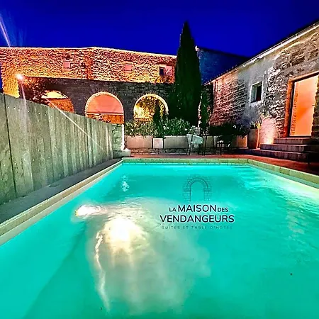 La Maison Des Vendangeurs - Table D'hôtes Le Soir Du Jeudi Au Dimanche- Jacuzzi - Balnéo - Acces Piscine Pour Toutes Les Sauf Coquet- Piscine De Mai à Mi-octobre Bed and breakfast 4*
