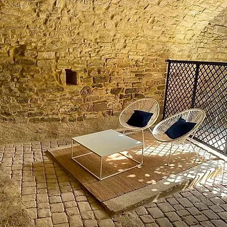 La Maison Des Vendangeurs - Table D'hôtes Le Soir Du Jeudi Au Dimanche- Jacuzzi - Balnéo - Acces Piscine Pour Toutes Les Sauf Coquet- Piscine De Mai à Mi-octobre Bed and breakfast Martignargues