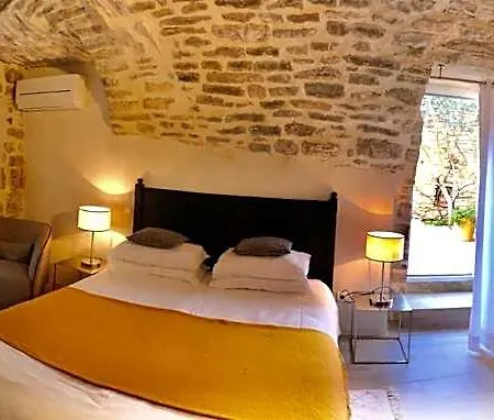 La Maison Des Vendangeurs - Table D'hôtes Le Soir Du Jeudi Au Dimanche- Jacuzzi - Balnéo - Acces Piscine Pour Toutes Les Sauf Coquet- Piscine De Mai à Mi-octobre Bed and breakfast