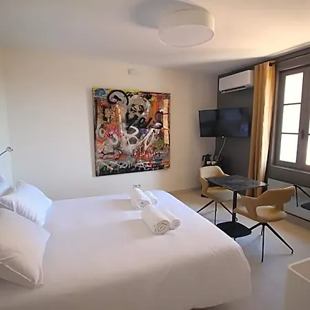 La Maison Des Vendangeurs - Table D'hôtes Le Soir Du Jeudi Au Dimanche- Jacuzzi - Balnéo - Acces Piscine Pour Toutes Les Sauf Coquet- Piscine De Mai à Mi-octobre 4*
