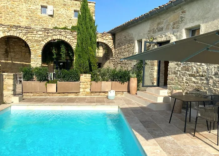 La Maison Des Vendangeurs - Table D'hotes Le Soir Du Jeudi Au Dimanche- Jacuzzi - Balneo - Acces Piscine Pour Toutes Les Sauf Coquet- Piscine De Mai A Mi-octobre