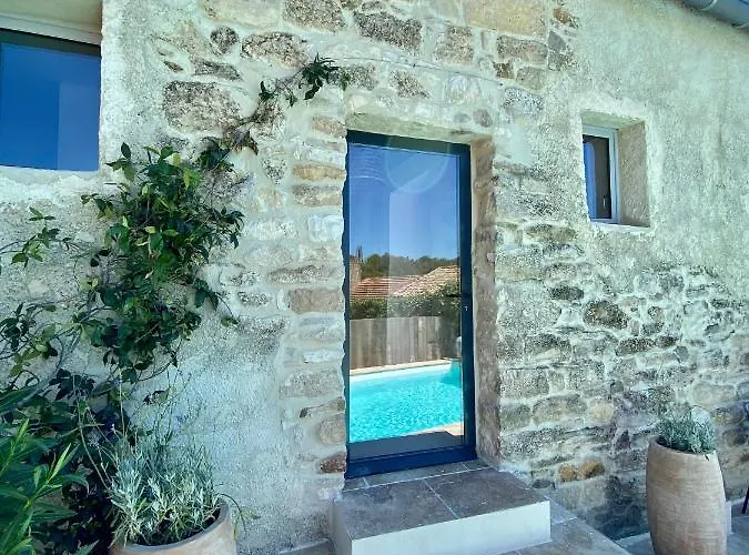 La Maison Des Vendangeurs - Table D'hotes Le Soir Du Jeudi Au Dimanche- Jacuzzi - Balneo - Acces Piscine Pour Toutes Les Sauf Coquet- Piscine De Mai A Mi-octobre Bed & Breakfast 4*
