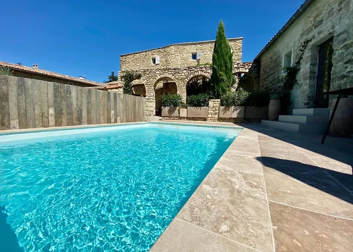 Frühstückspension La Maison Des Vendangeurs - Table D'hotes Le Soir Du Jeudi Au Dimanche- Jacuzzi - Balneo - Acces Piscine Pour Toutes Les Sauf Coquet- Piscine De Mai A Mi-octobre Martignargues