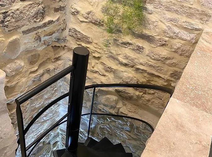Frühstückspension La Maison Des Vendangeurs - Table D'hotes Le Soir Du Jeudi Au Dimanche- Jacuzzi - Balneo - Acces Piscine Pour Toutes Les Sauf Coquet- Piscine De Mai A Mi-octobre Martignargues