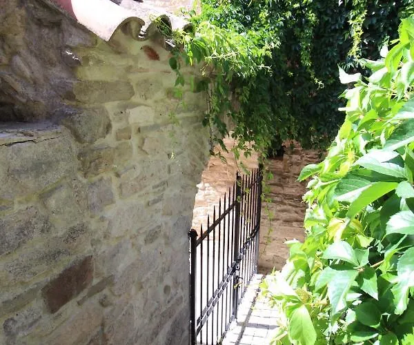 La Maison Des Vendangeurs - Table D'hotes Le Soir Du Jeudi Au Dimanche- Jacuzzi - Balneo - Acces Piscine Pour Toutes Les Sauf Coquet- Piscine De Mai A Mi-octobre Bed & Breakfast