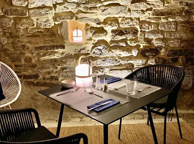 Bed & Breakfast La Maison Des Vendangeurs - Table D'hotes Le Soir Du Jeudi Au Dimanche- Jacuzzi - Balneo - Acces Piscine Pour Toutes Les Sauf Coquet- Piscine De Mai A Mi-octobre 4*