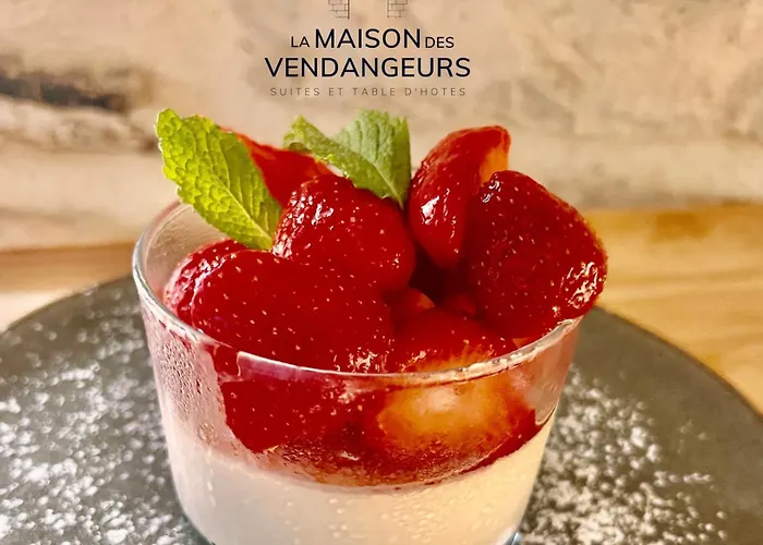 Frühstückspension La Maison Des Vendangeurs - Table D'hotes Le Soir Du Jeudi Au Dimanche- Jacuzzi - Balneo - Acces Piscine Pour Toutes Les Sauf Coquet- Piscine De Mai A Mi-octobre Martignargues