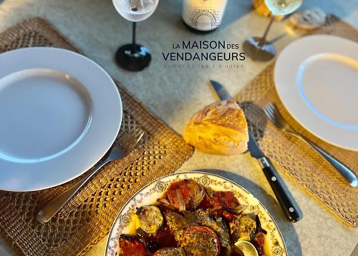 Bed & Breakfast La Maison Des Vendangeurs - Table D'hotes Le Soir Du Jeudi Au Dimanche- Jacuzzi - Balneo - Acces Piscine Pour Toutes Les Sauf Coquet- Piscine De Mai A Mi-octobre 4*
