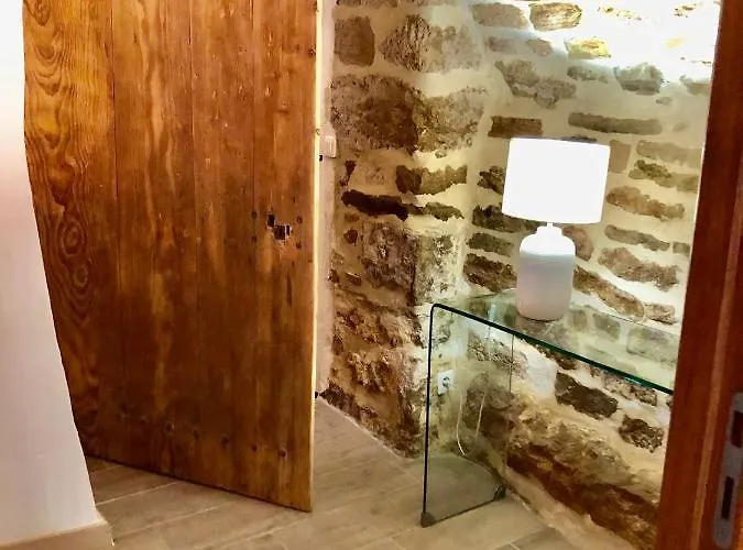 La Maison Des Vendangeurs - Table D'hotes Le Soir Du Jeudi Au Dimanche- Jacuzzi - Balneo - Acces Piscine Pour Toutes Les Sauf Coquet- Piscine De Mai A Mi-octobre Martignargues