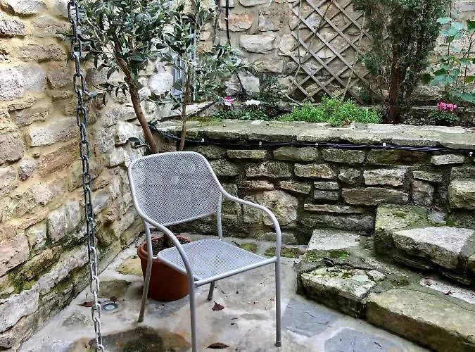 La Maison Des Vendangeurs - Table D'hotes Le Soir Du Jeudi Au Dimanche- Jacuzzi - Balneo - Acces Piscine Pour Toutes Les Sauf Coquet- Piscine De Mai A Mi-octobre Martignargues